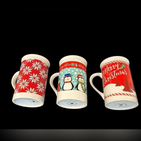 Royal Norfolk Greenbrier International Inc. - Set of 3 Christmas Mugs - Picture 2 of 6